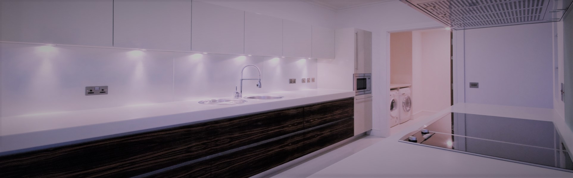 Slider, Glass Splashbacks Installed in Camberwell | Kitchen & Bathroom Styles